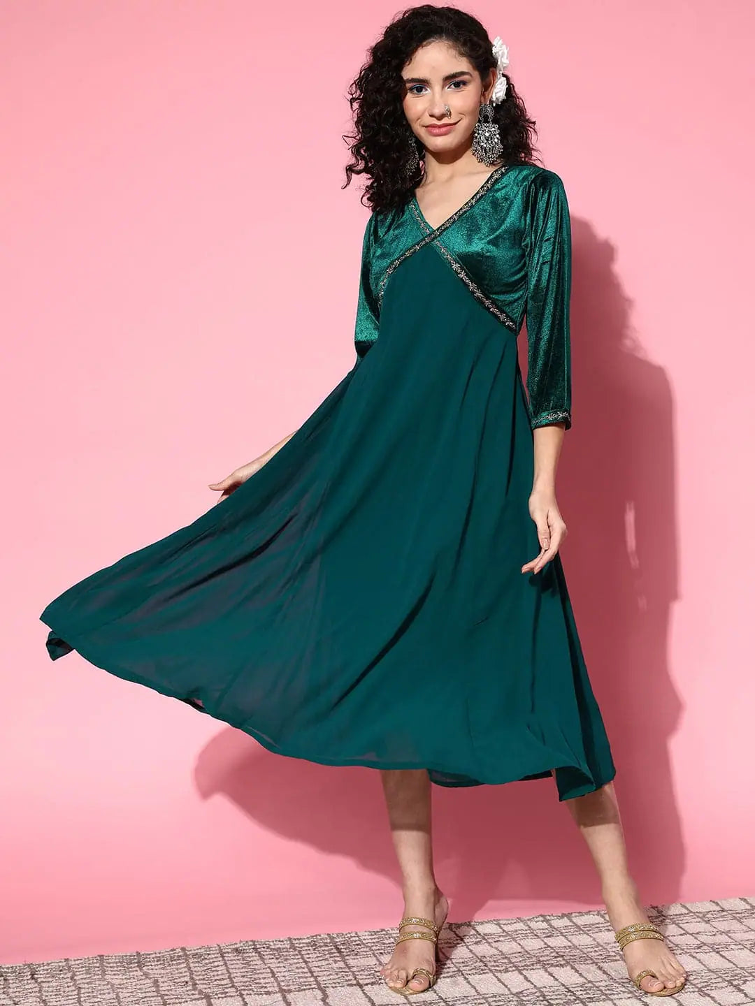 Women Emerald Green Velvet Zari Embroidered Dress