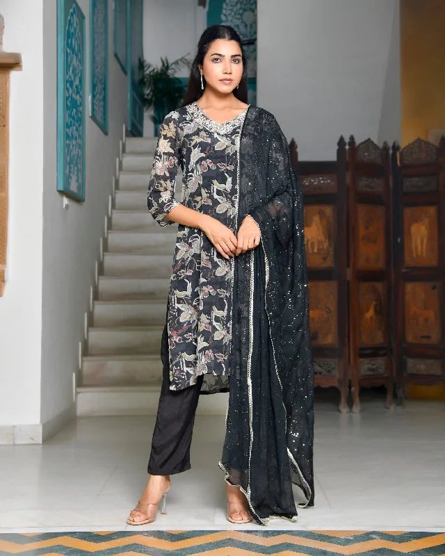 Vaasva Women Black Crepe Embroidered Suit Set-155VAASBLACK