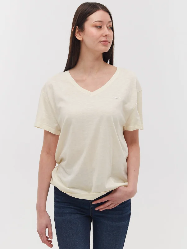 Ixia V-Neck T-Shirt