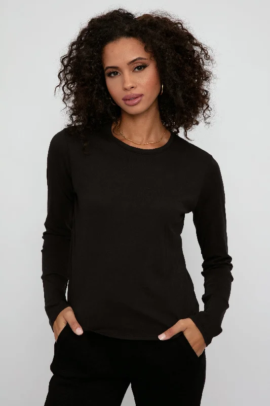 Long Sleeve Crewneck T-Shirt in Black