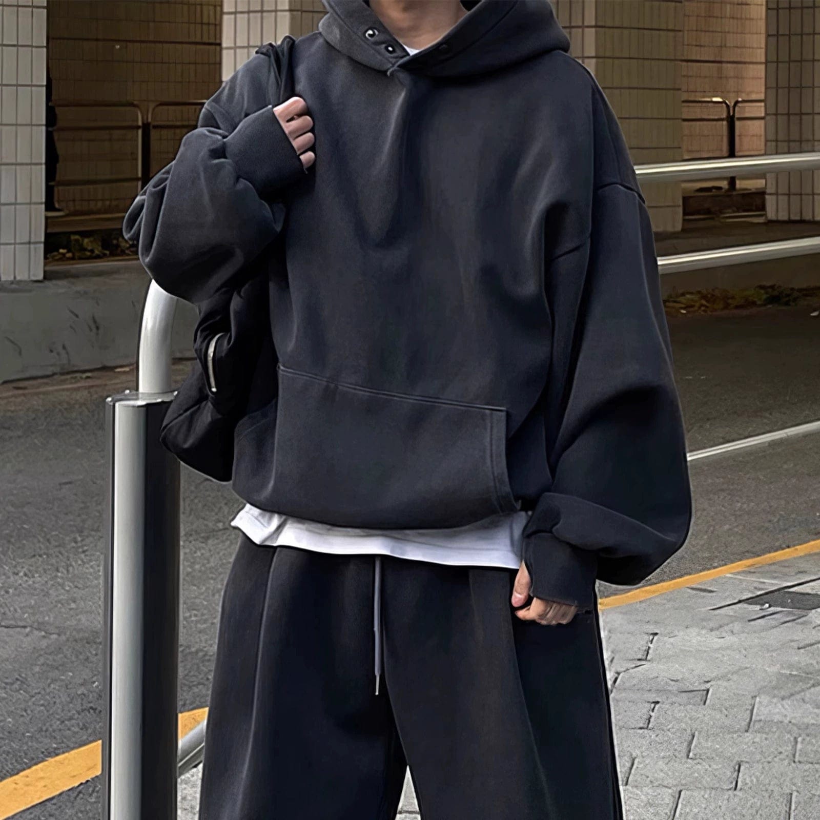 RT No. 11332 OVERSIZE PULLOVER HOODIE & PLEATED SWEATPANTS